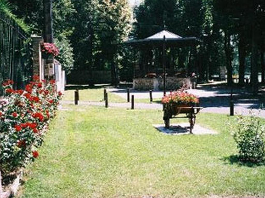 La Cour Des Marotiers Bed & Breakfast Mareuil-sur-Ay Екстериор снимка